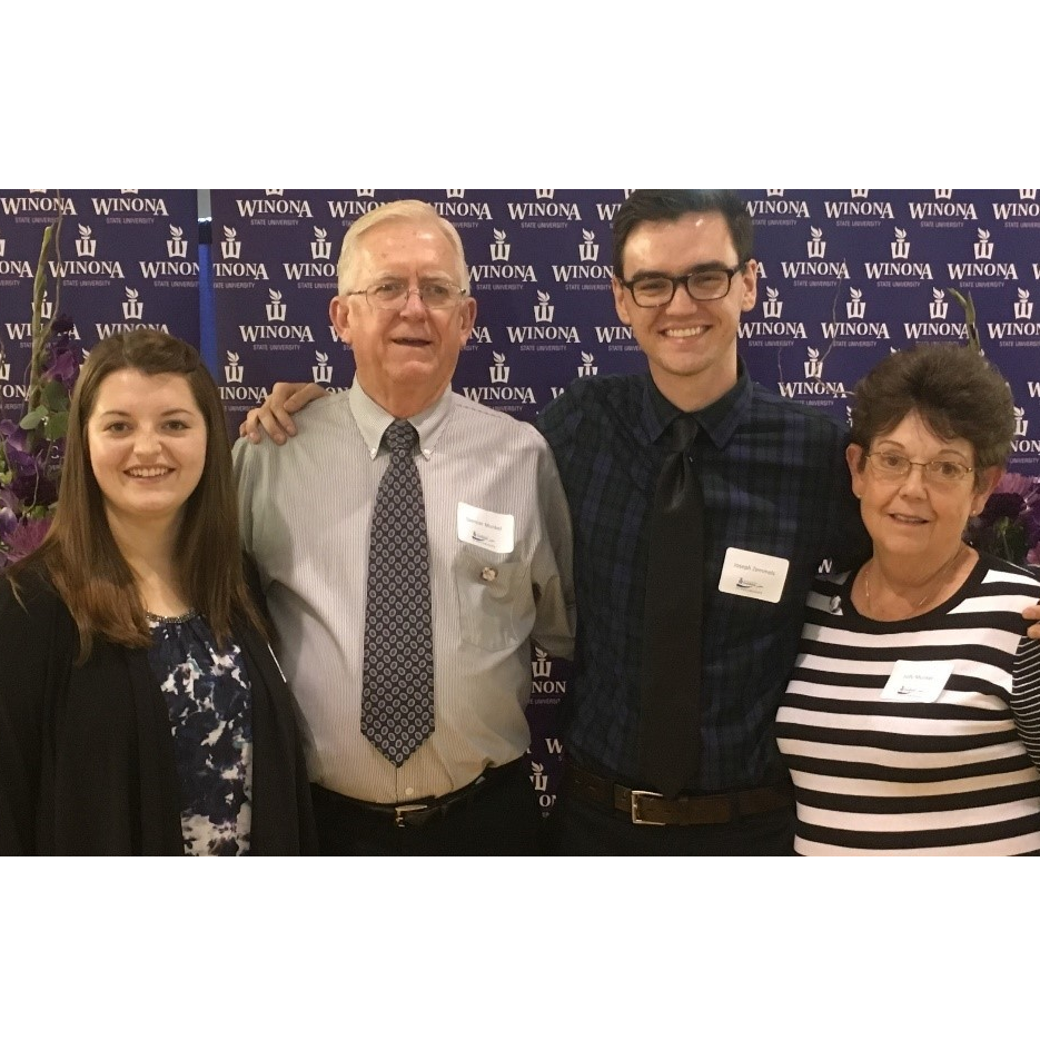 Spencer & Judy Munkel Scholarship